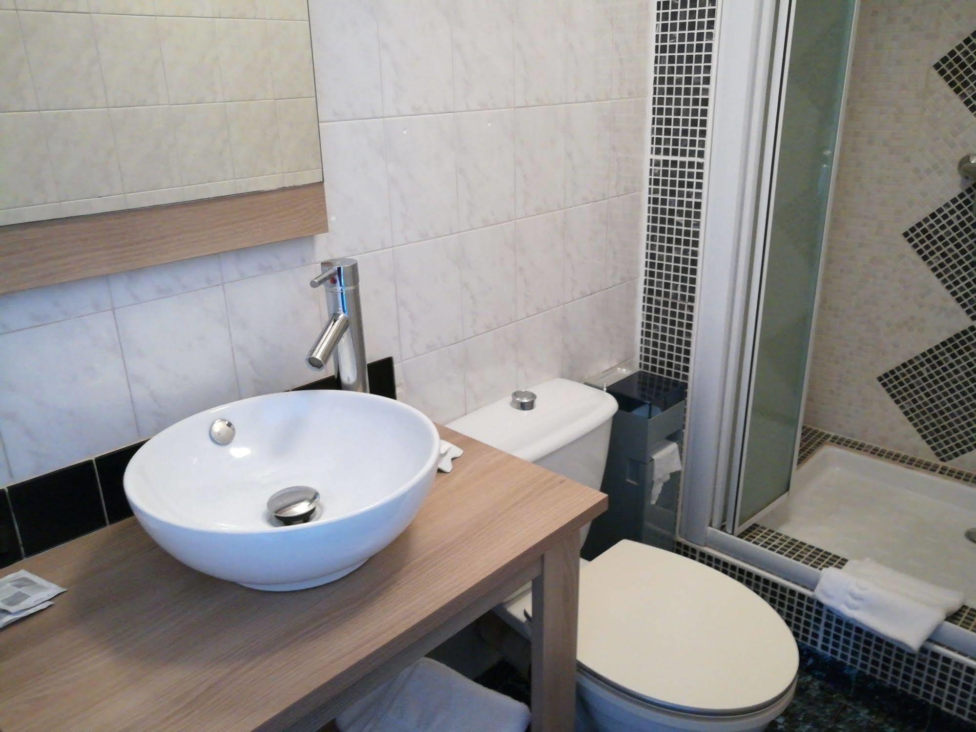 Contact Hotel Du Relais 투아르 외부 사진