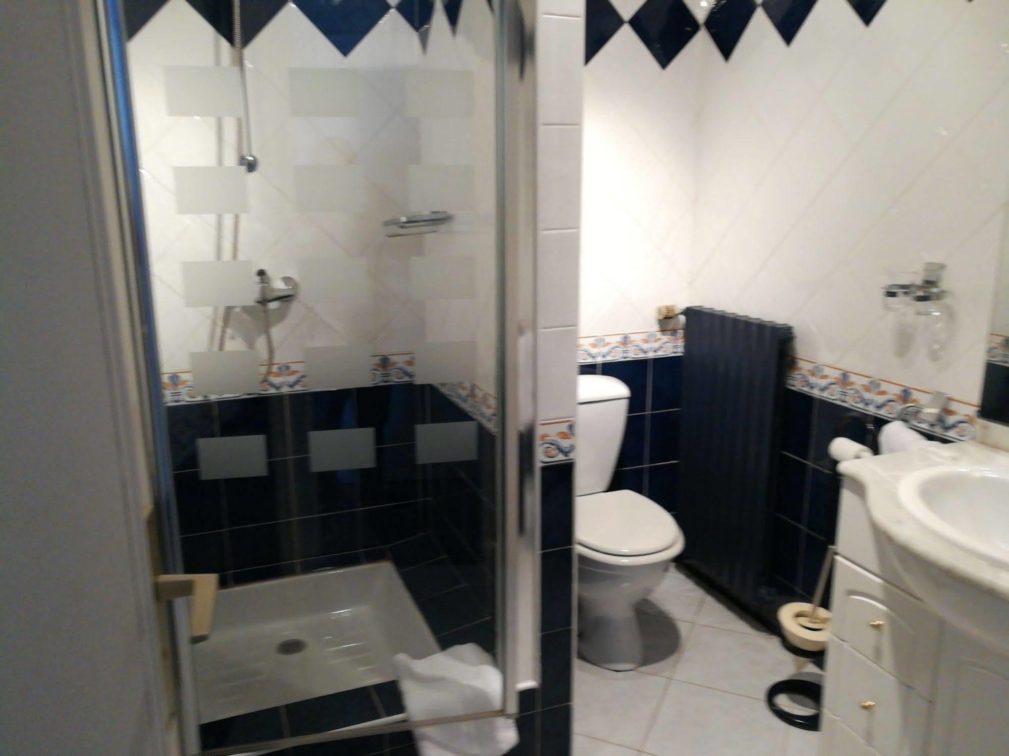 Contact Hotel Du Relais 투아르 외부 사진